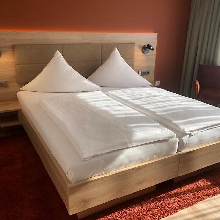 Hotel Wilms โคโลญ ภายนอก รูปภาพ