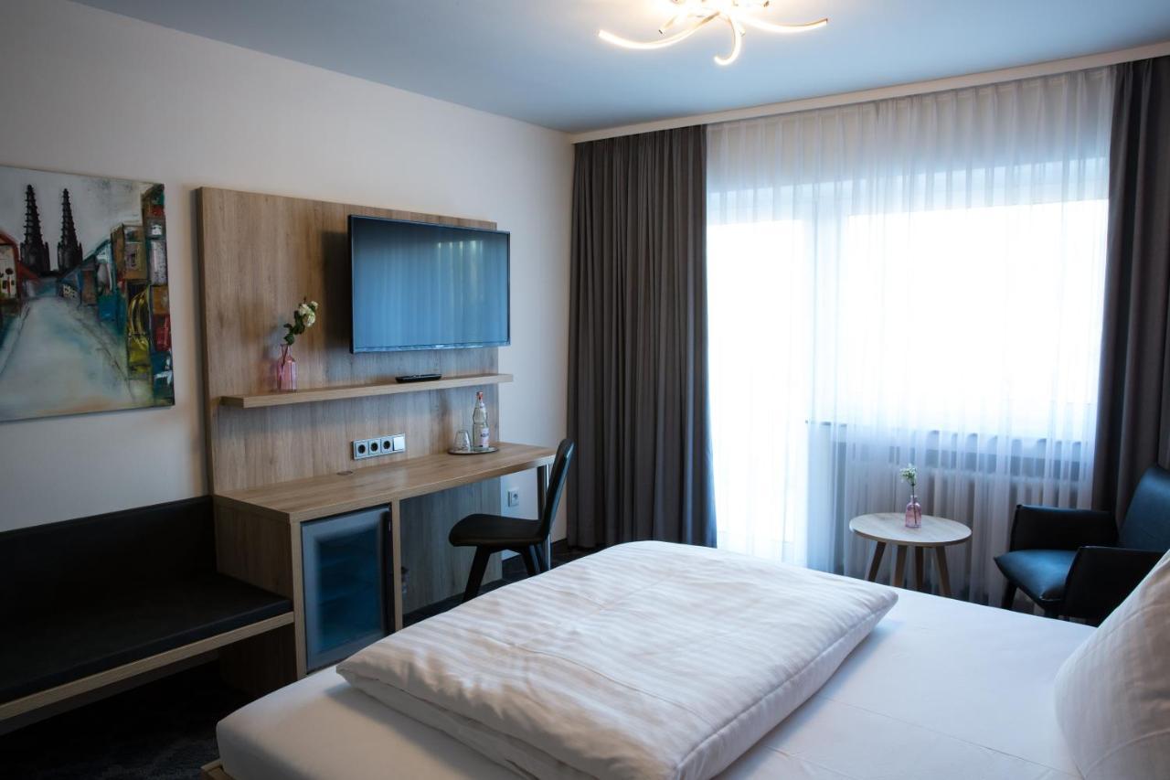Hotel Wilms โคโลญ ภายนอก รูปภาพ